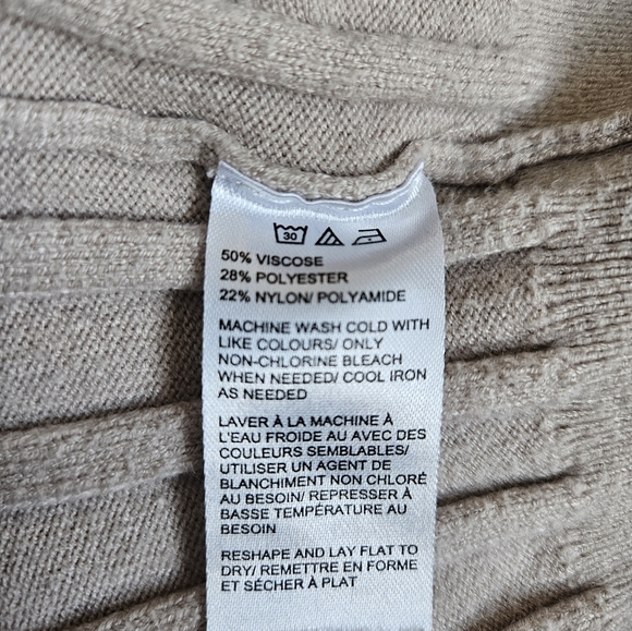 Saks Fifth Avenue Elegant Beige Ribbed Sweater Dress - Picture 5 of 6